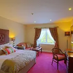 Fitzgeralds Woodlands House Hotel 4*