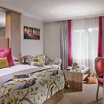 Fitzgeralds Woodlands House 4*