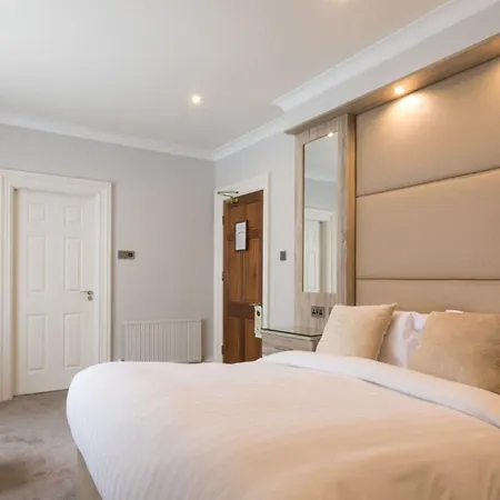 Fitzgeralds Woodlands House Adare