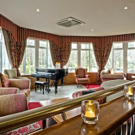 Fitzgeralds Woodlands House