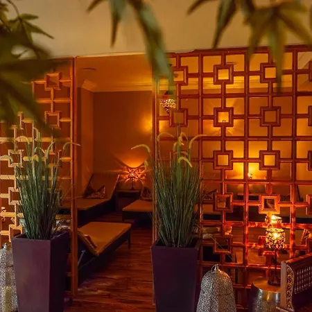 Fitzgeralds Woodlands House 4*