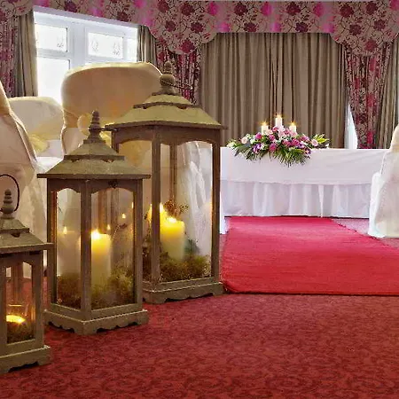 Fitzgeralds Woodlands House Hotel 4*