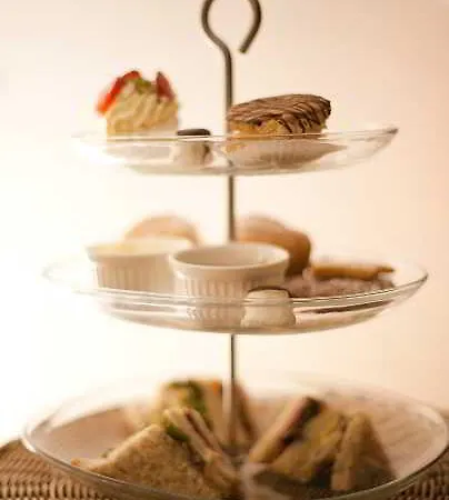 Fitzgeralds Woodlands House Hotel 4*
