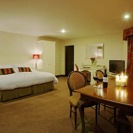 Fitzgeralds Woodlands House