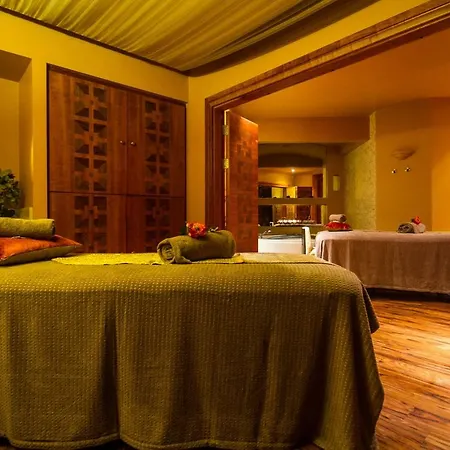 Fitzgeralds Woodlands House Hotel