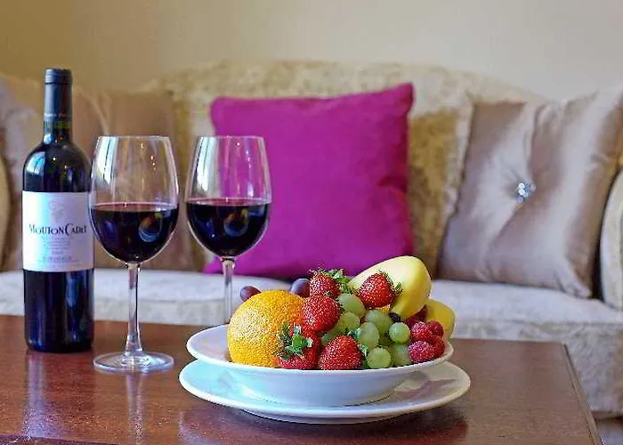 Отель Fitzgeralds Woodlands House