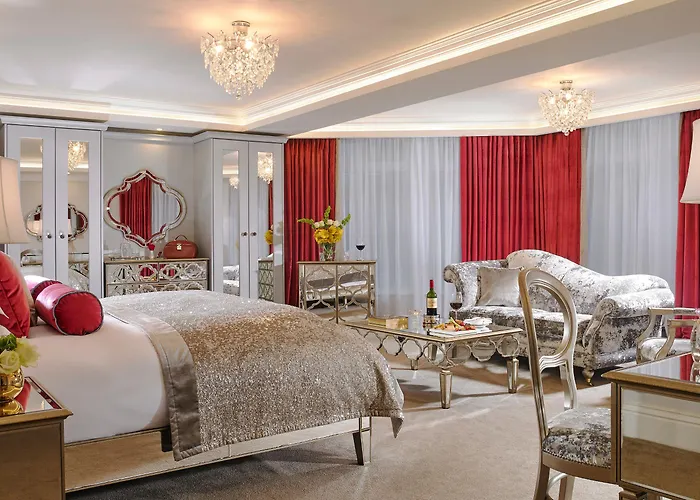 Fitzgeralds Woodlands House Адэр