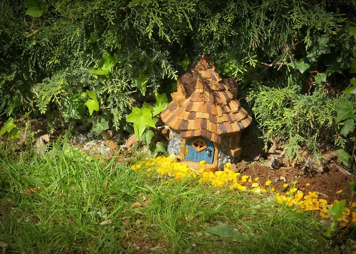 Fitzgeralds Woodlands House Отель Адэр